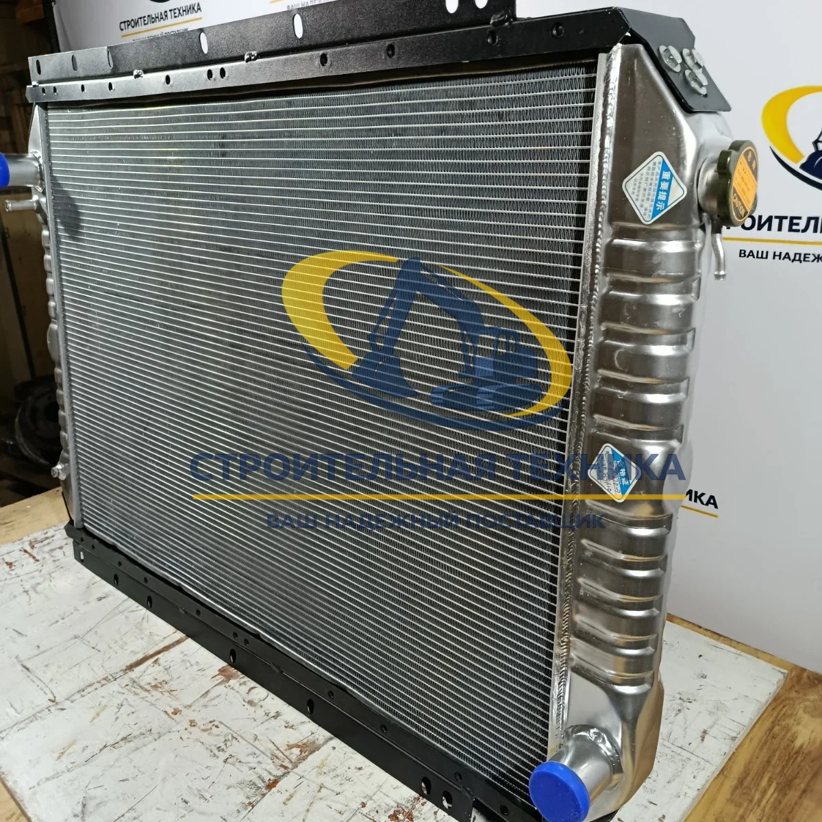 Радиатор охлаждения водяной PC220-7 — артикул 203-03-71111 — фото 3