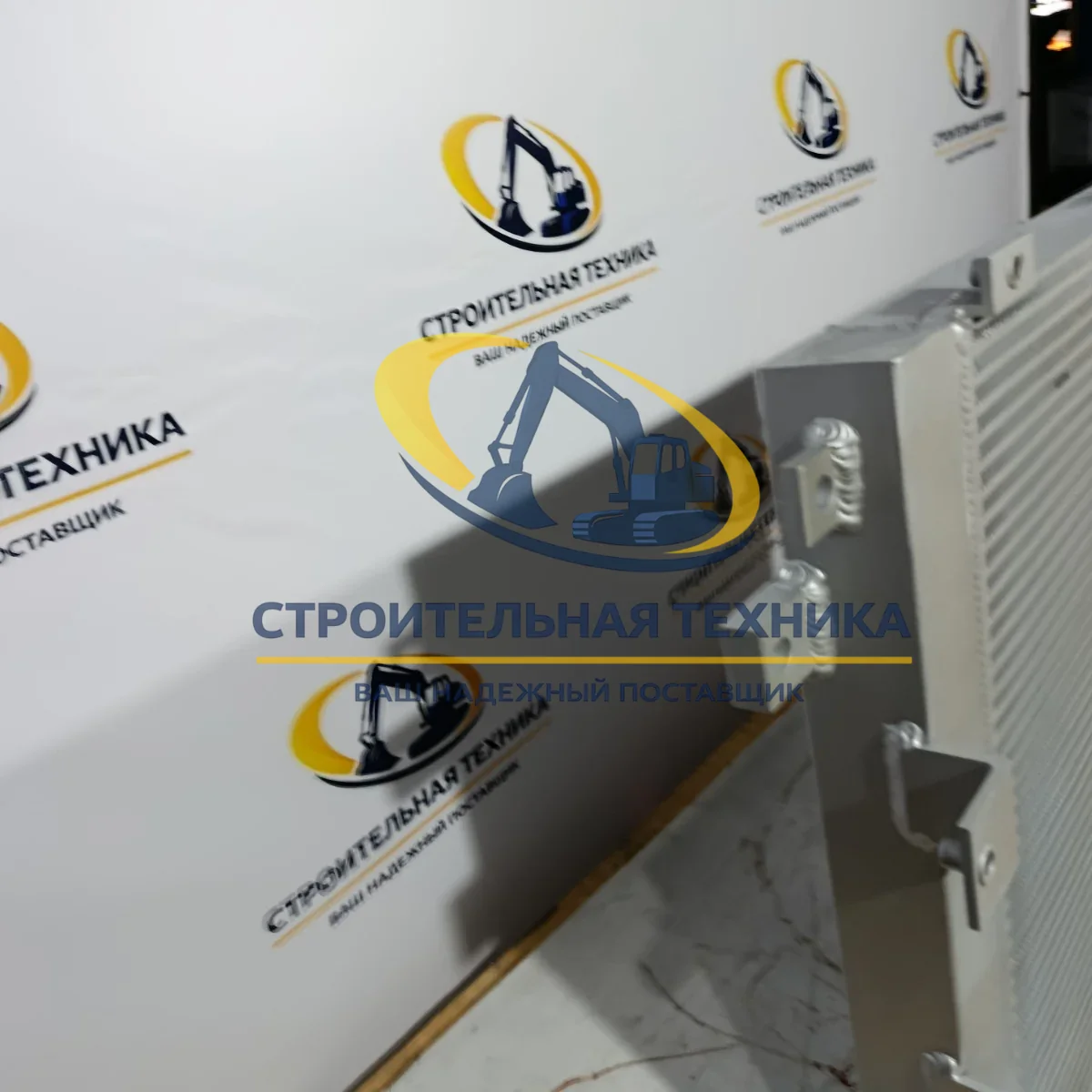 Радиатор охлаждения масла EC210B (VOE14552200,VOE14515355) — артикул 14552200,14515355 — фото 7